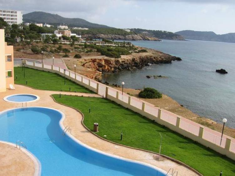 Foto Apartamento en Alquiler en Santa Eularia (Ibiza), Mallorca - € 900 - APA65 - BienesOnLine