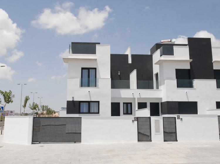 Home in Metric Way
