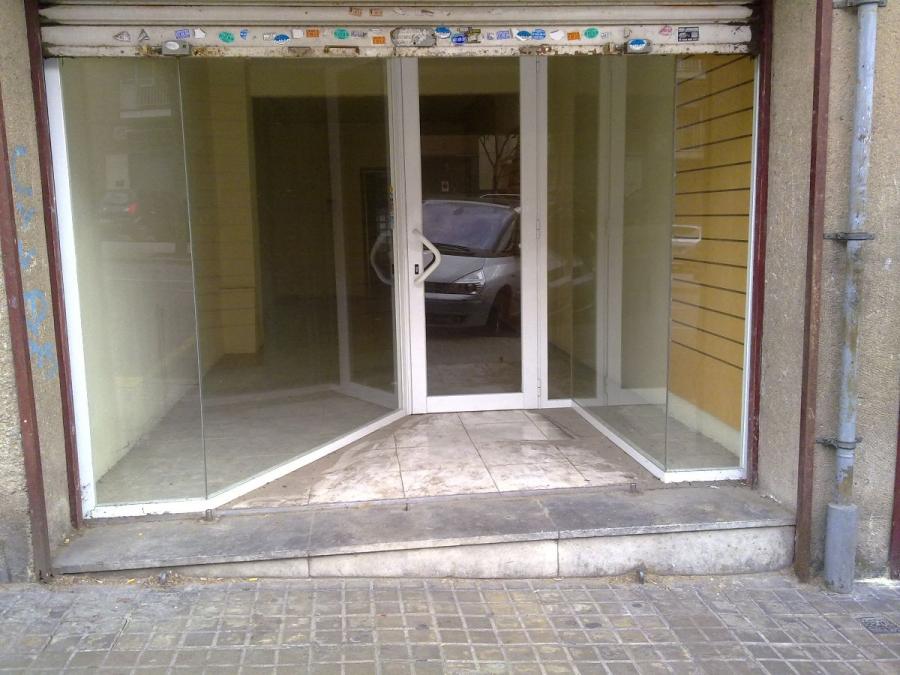 Foto Local en Alquiler en BUFAL, Badalona, Barcelona - € 950 - LOA10756 - BienesOnLine