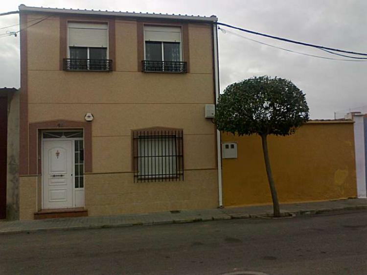 Foto Casa en Venta en Oeste (paralela a carretera), Argamasilla de Alba, Ciudad Real - € 89.000 - CAV6048 - BienesOnLine