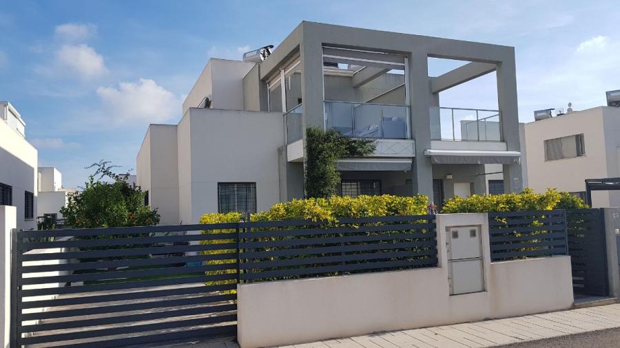 Foto Casa en Venta en Aguas nuevas, Torrevieja, Alicante - € 225.000 - CAV11221 - BienesOnLine