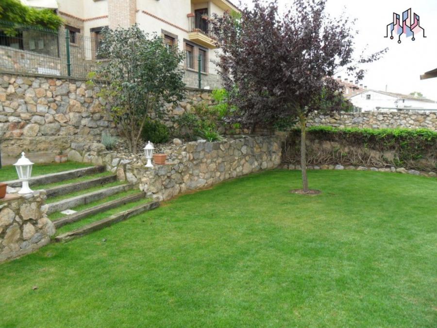 Foto Chalet en Venta en La Union de los Tres Ejercitos, Clavijo, La Rioja - € 238.000 - CHV11672 - BienesOnLine