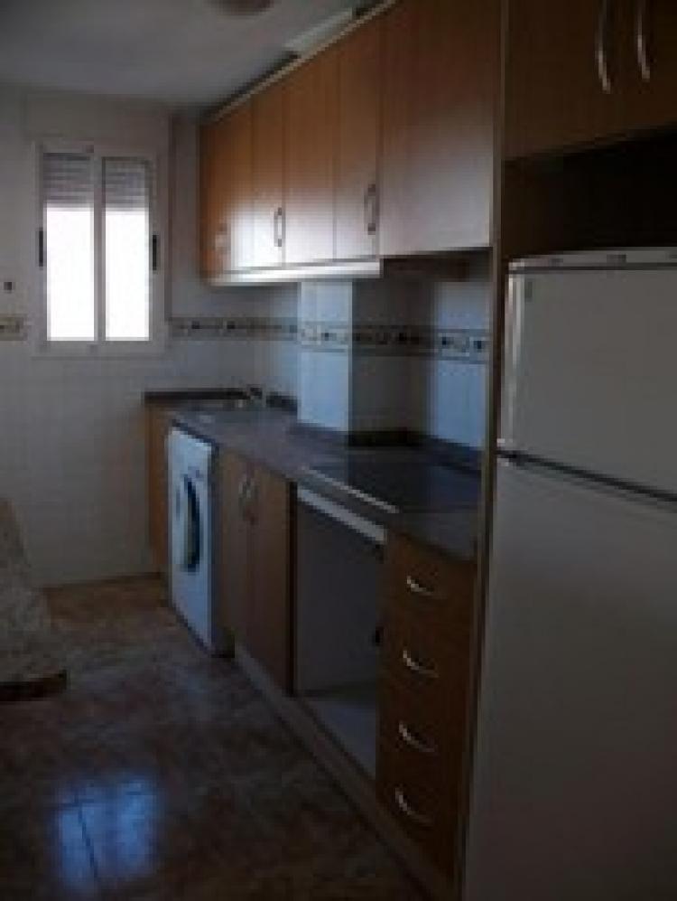Foto Apartamento en Venta en Centro, Torrevieja, Alicante - € 65.000 - APV4927 - BienesOnLine