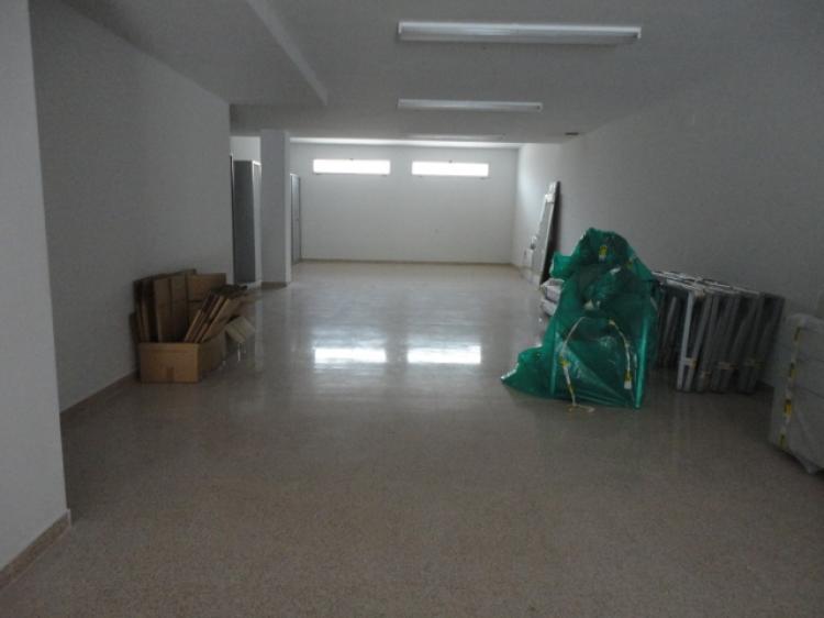 Foto Local en Alquiler en Centro, Cuenca, Cuenca - € 550 - LOA4668 - BienesOnLine