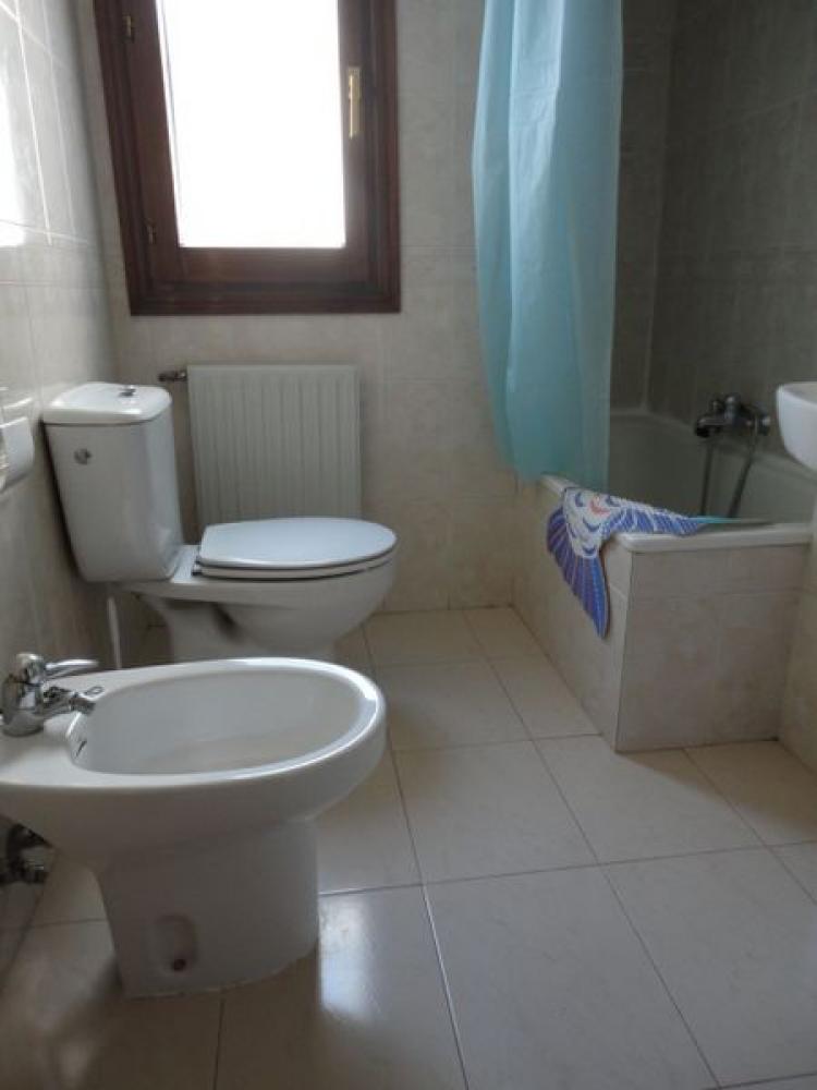 Foto Piso en Alquiler en Centro, Cuenca, Cuenca - € 450 - PIA5598 - BienesOnLine