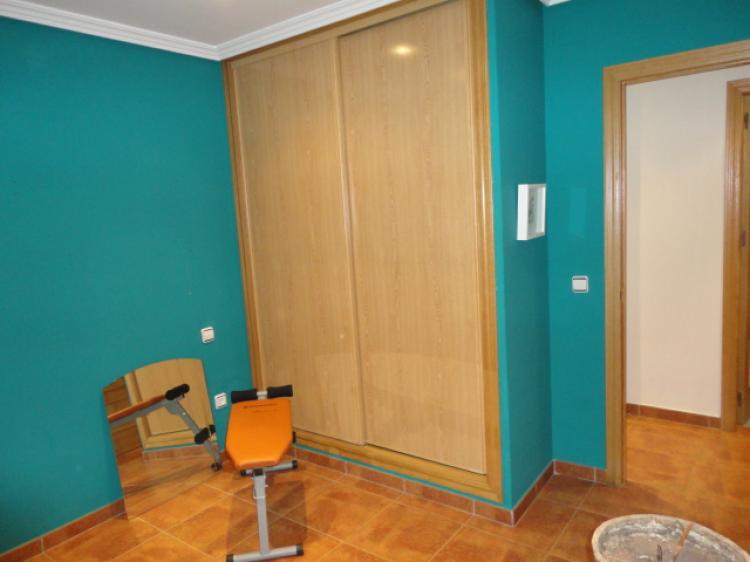 Foto Piso en Alquiler en Tiradores, Cuenca, Cuenca - € 550 - PIA5346 - BienesOnLine