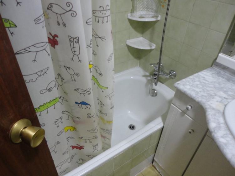 Foto Piso en Alquiler en Reyes Catlicos, Cuenca, Cuenca - € 550 - PIA5697 - BienesOnLine