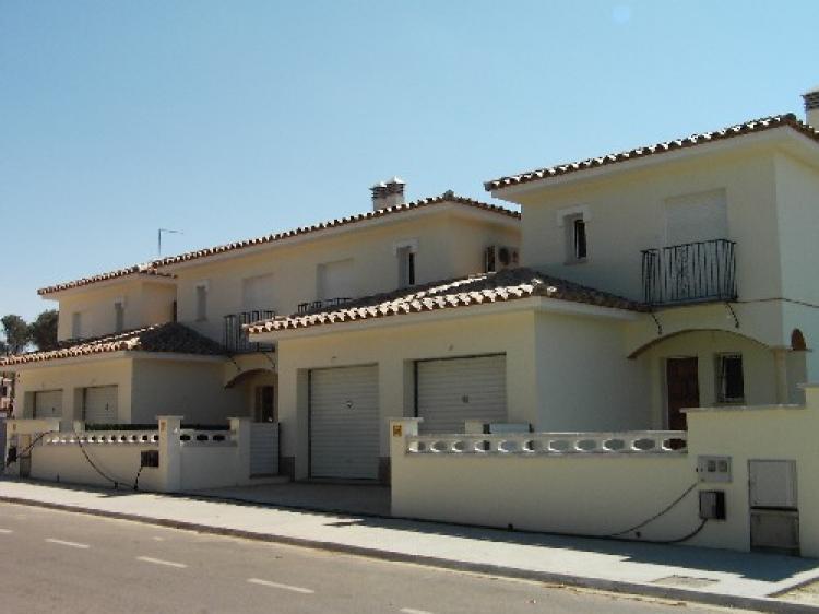 Foto Villa en Venta en Riells de Dalt, L' Escala, Girona - € 314.330 - VIV951 - BienesOnLine
