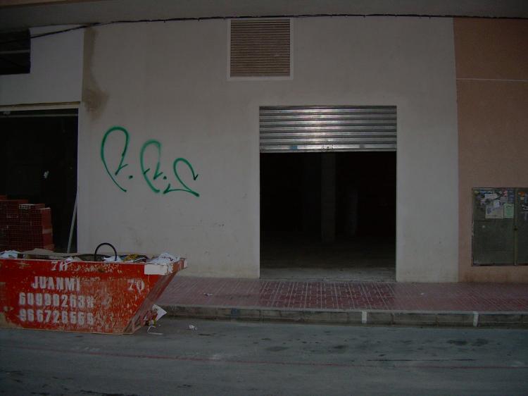 Foto Local en Alquiler en 34, Torrevieja, Alicante - € 1.000 - LOA1195 - BienesOnLine