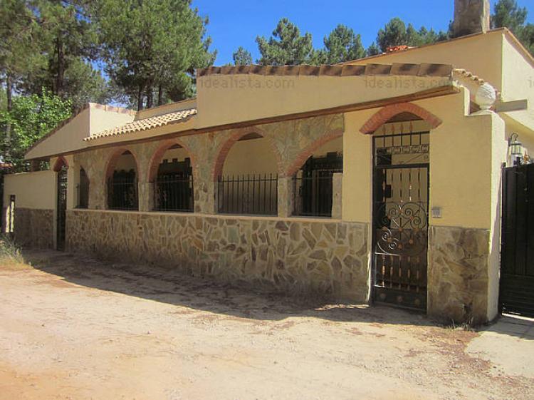 Foto Chalet en Alquiler en , Cuenca - € 1.000 - CHA5672 - BienesOnLine