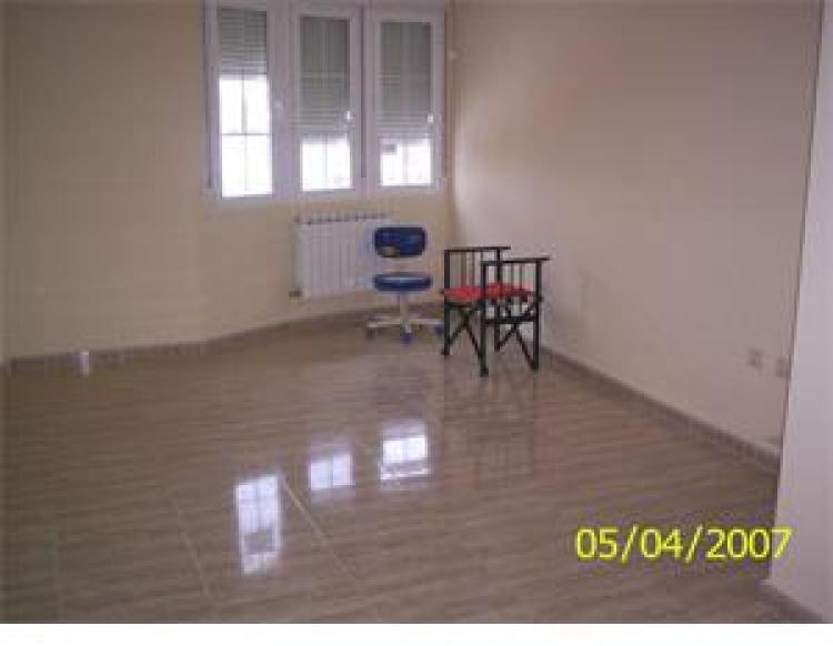 Foto Apartamento en Venta en Tomelloso, Ciudad Real - € 78.200 - APV367 - BienesOnLine
