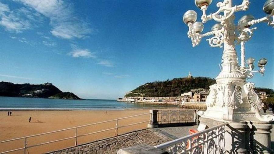 Foto Hotel en Venta en Donostia-San Sebastin, Guipuzcoa - HOV10635 - BienesOnLine