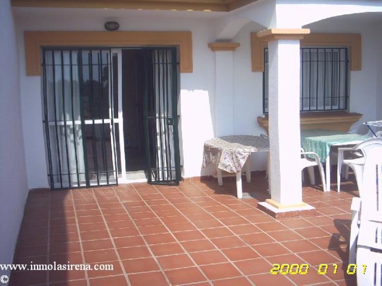 Foto Chalet en Alquiler en Benajarafe, Rincon de la Victoria, Malaga - € 650 - CHA2228 - BienesOnLine