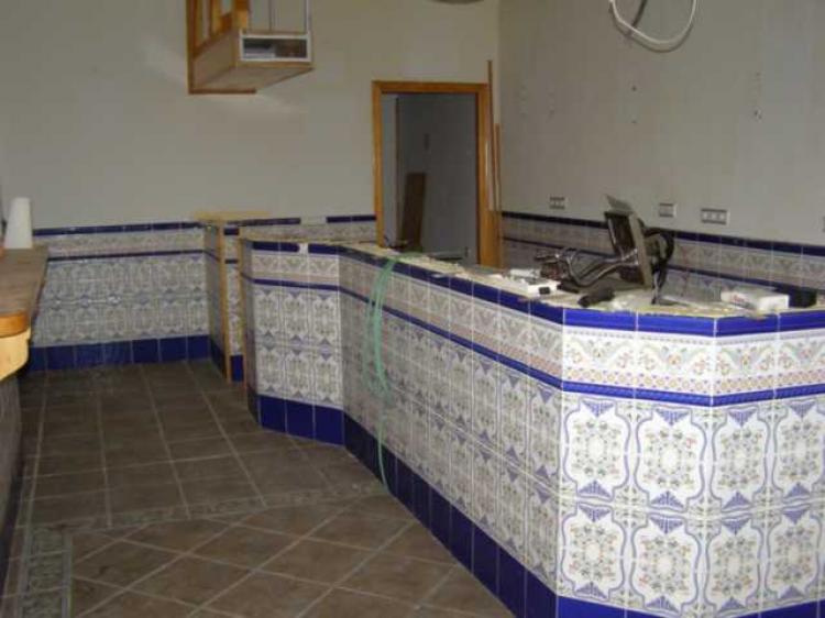 Foto Local en Alquiler en CENTRO, Torrevieja, Alicante - € 1.100 - LOA654 - BienesOnLine