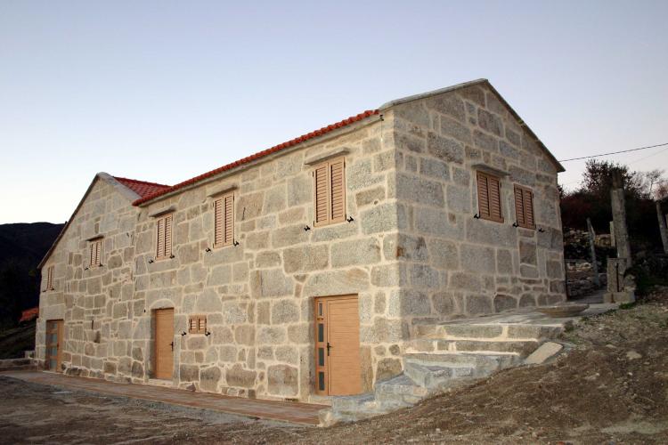 Home in Metric Way