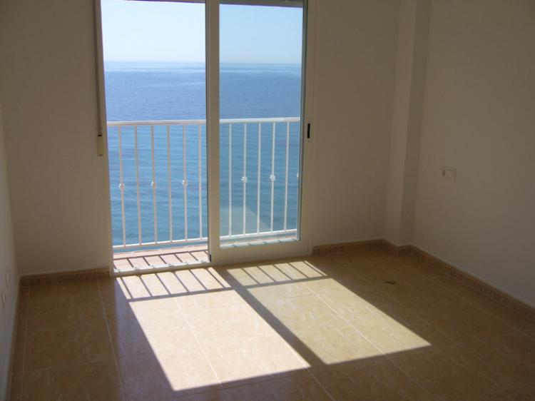 Foto Apartamento en Venta en PLAYA LA REGIA, , Alicante - € 395.000 - APV637 - BienesOnLine