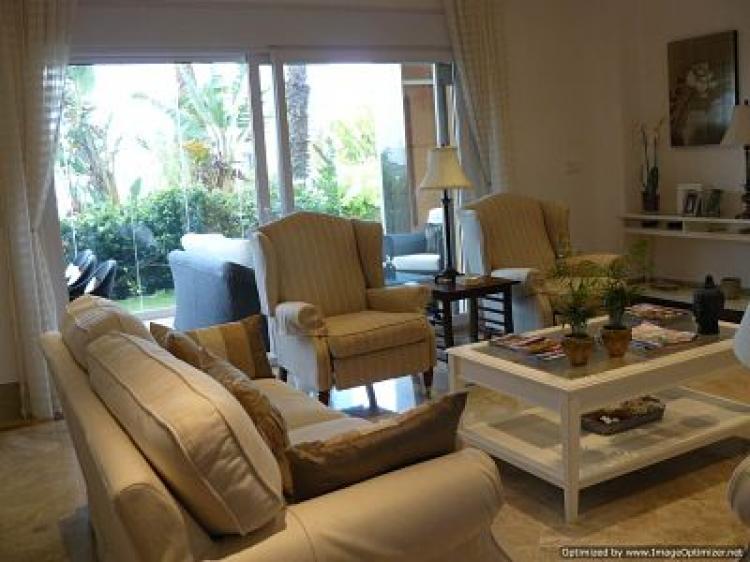 Foto Villa en Venta en Los Monteros /  Rosario, Marbella, Malaga - € 600.000 - VIV6321 - BienesOnLine
