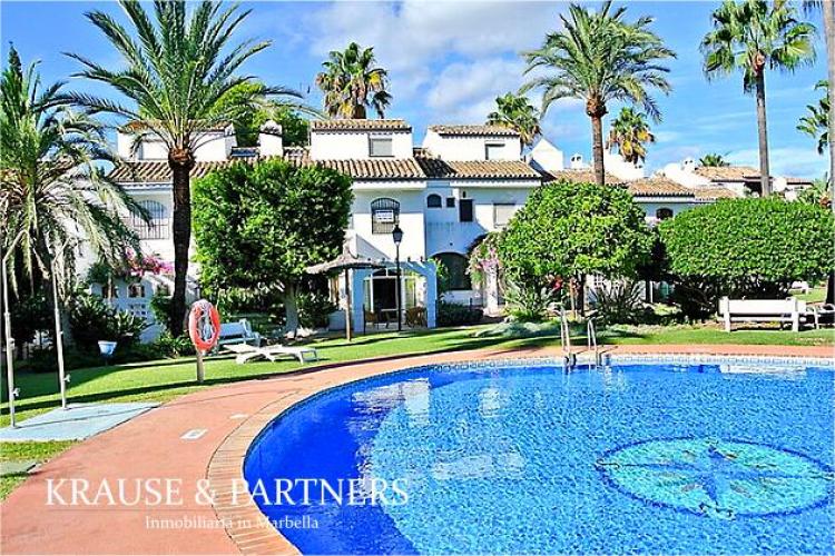 Foto Casa en Venta en Estepona, Malaga - € 279.900 - CAV9787 - BienesOnLine