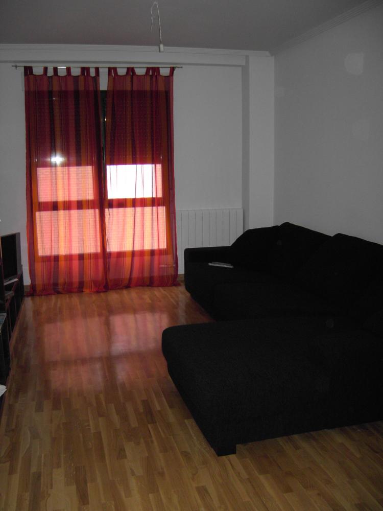 Foto Apartamento en Alquiler en Parroco pablo diez, Len, Leon - € 380 - APA156 - BienesOnLine
