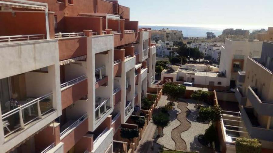 Foto Piso en Venta en Roquetas de Mar, Almeria - € 95.000 - PIV11202 - BienesOnLine