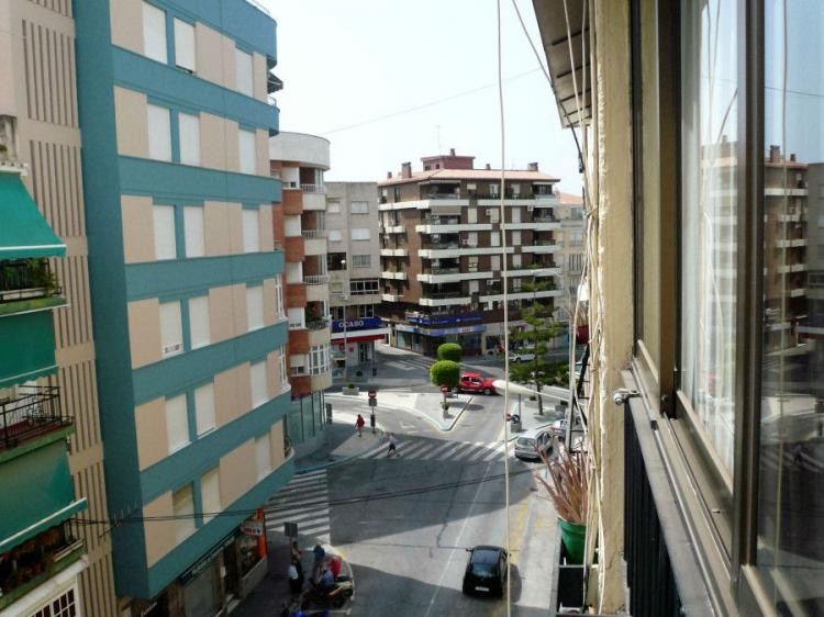 Foto Piso en Venta en Reyes Catlicos, Vlez-Mlaga, Malaga - € 63.000 - PIV9329 - BienesOnLine