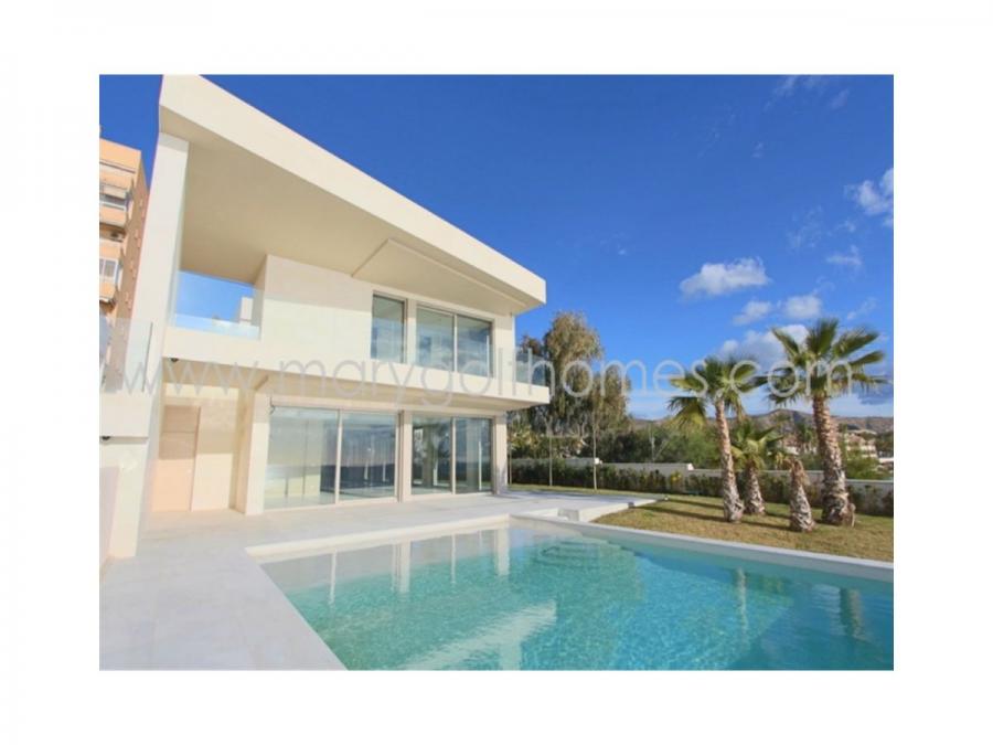 Foto Villa en Venta en Alicante, Alicante - € 2.100.000 - VIV11316 - BienesOnLine
