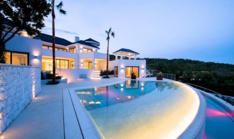 Foto Villa en Venta en Marbella, Malaga - € 7.950.000 - VIV9587 - BienesOnLine