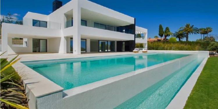 Foto Villa en Venta en Marbella, Malaga - € 5.850.000 - VIV9557 - BienesOnLine
