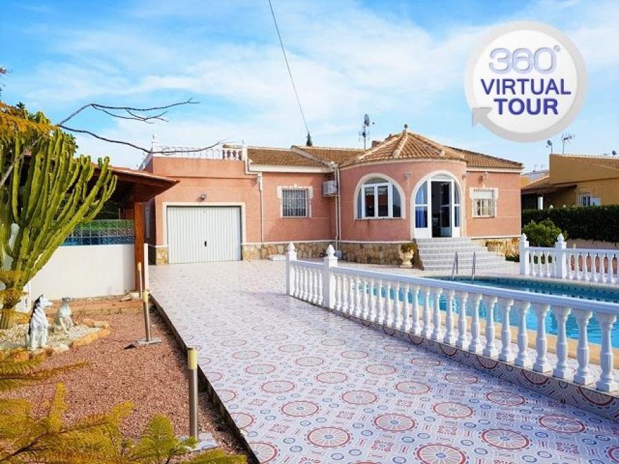 Foto Villa en Venta en La Siesta, Torrevieja, Alicante - € 289.000 - VIV11222 - BienesOnLine