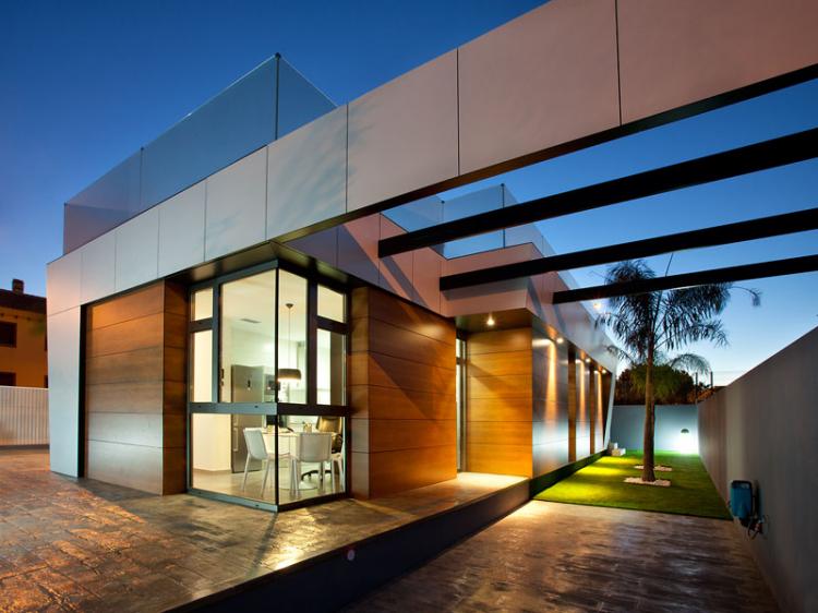 Home in Metric Way