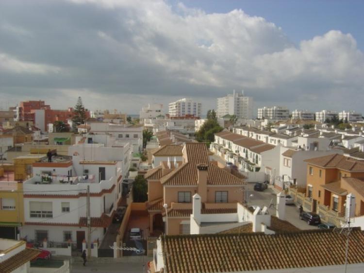 Foto Piso en Alquiler en Rota, Cadiz - € 400 - PIA2420 - BienesOnLine