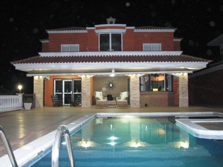 Foto Villa en Venta en Candelaria, Candelaria, Tenerife - € 999.000 - VIV2381 - BienesOnLine
