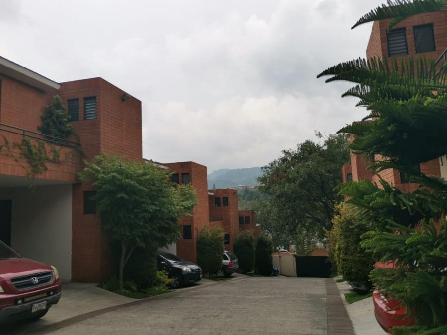 Foto Casa en Venta en Mixco, Guatemala - U$D 185.000 - CAV11540 - BienesOnLine