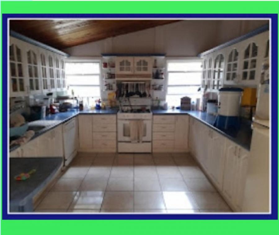 Foto Casa en Venta en Jardines de San Lucas 4, San Lucas Sacatepéquez, Sacatepéquez - U$D 367.200 - CAV48016 - BienesOnLine