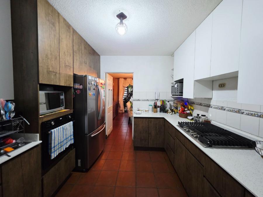 Home in Metric Way
