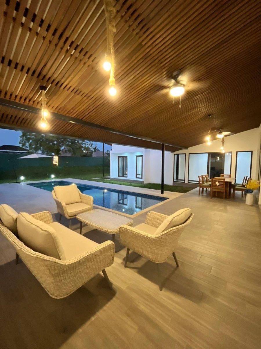 Home in Metric Way