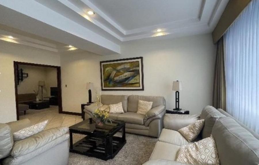 Foto Apartamento en Renta en Zona10, Guatemala, Guatemala - U$D 2.000 - APR28057 - BienesOnLine