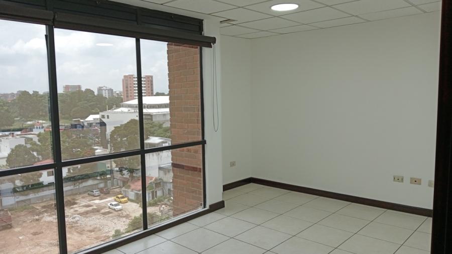 Foto Oficina en Renta en Zona 10, Guatemala, Guatemala - U$D 703 - OFR28163 - BienesOnLine