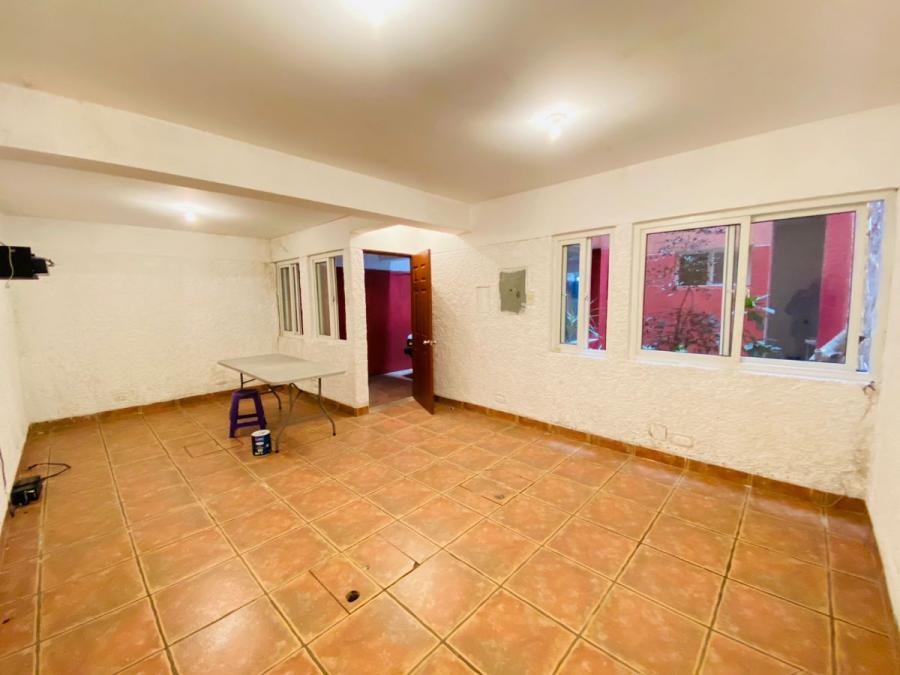 Foto Casa en Renta en zona 1, Guatemala - $ 18.000 - CAR34945 - BienesOnLine