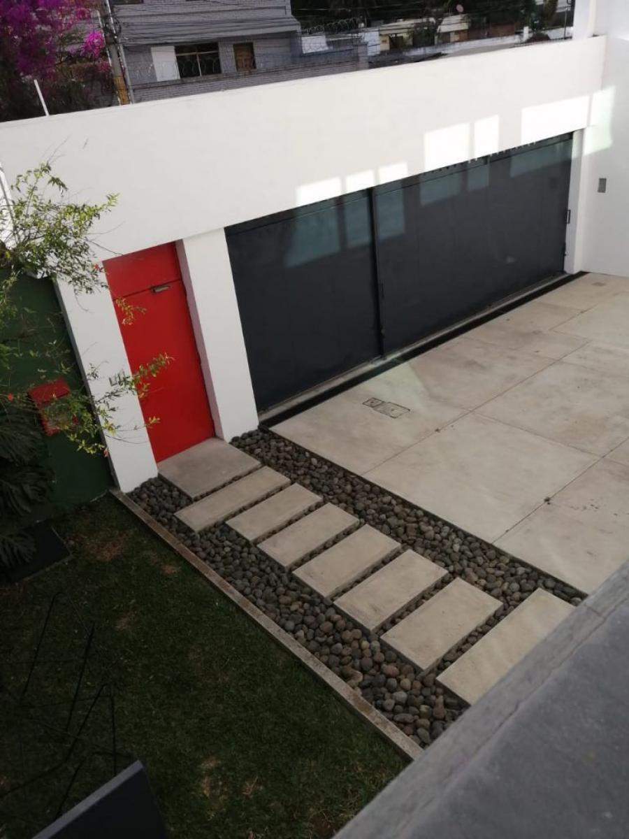 Home in Metric Way