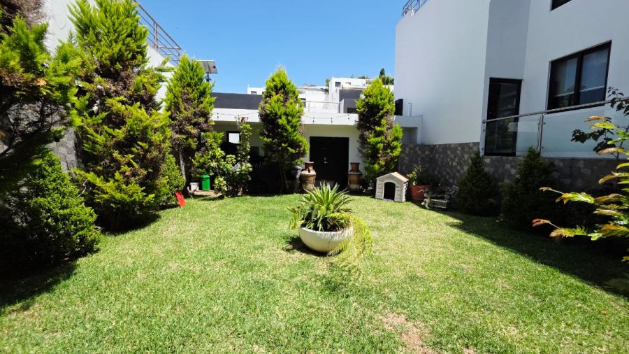 Home in Metric Way