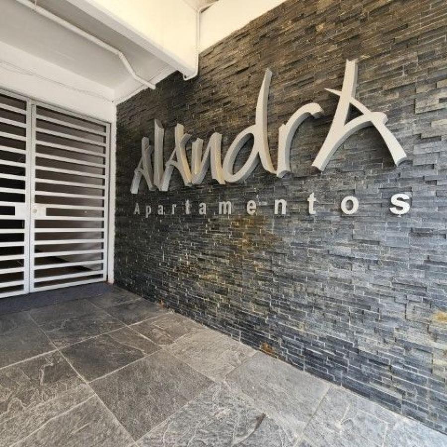 Foto Apartamento en Renta en Edificio Alandra zona 10, Guatemala - U$D 850 - APR40721 - BienesOnLine