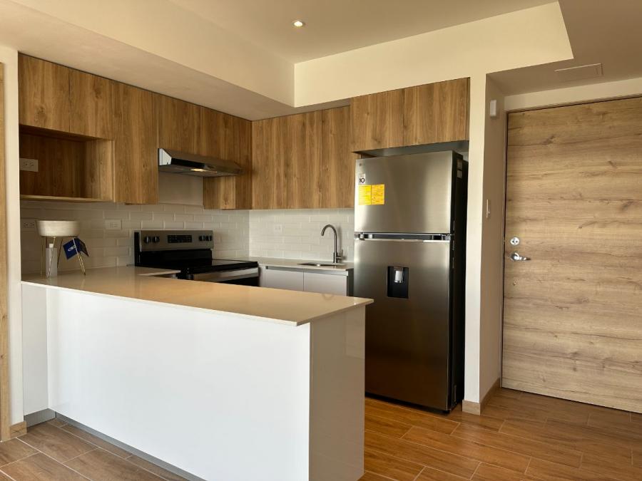 Home in Metric Way