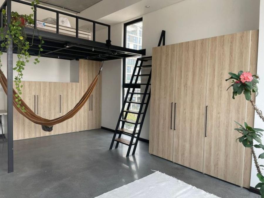 Home in Metric Way