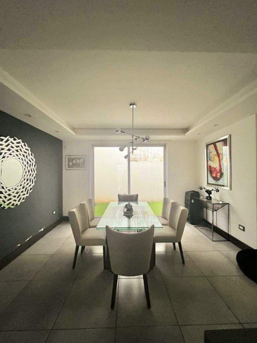 Foto Casa en Venta en Fraijanes, Guatemala - U$D 275.000 - CAV42694 - BienesOnLine