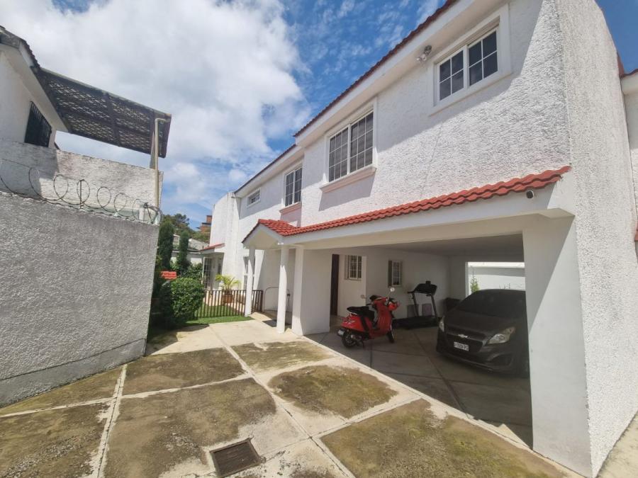 Foto Casa en Renta en Zona 15, Guatemala, Guatemala - U$D 1.700 - CAR17903 - BienesOnLine