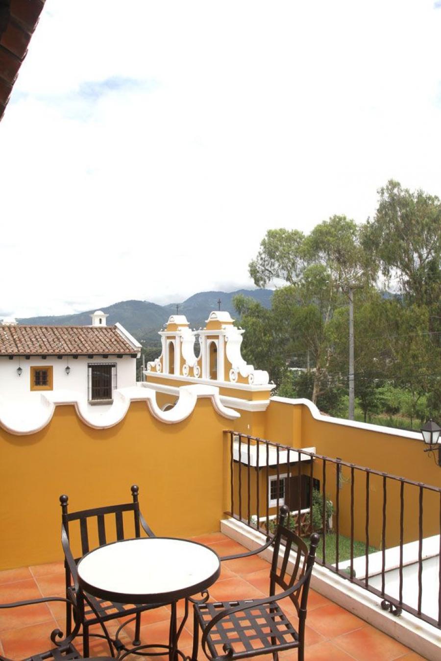 Foto Casa en Venta en Las Campanas, Antigua Guatemala, Sacatepquez - U$D 140.000 - CAV19211 - BienesOnLine
