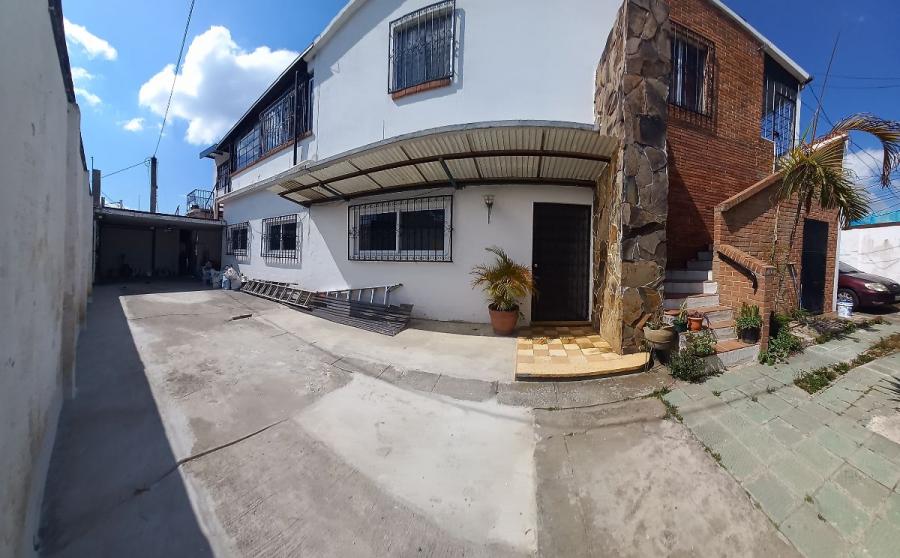 Foto Casa en Renta en Zona 10, Guatemala - U$D 1.700 - CAR34893 - BienesOnLine