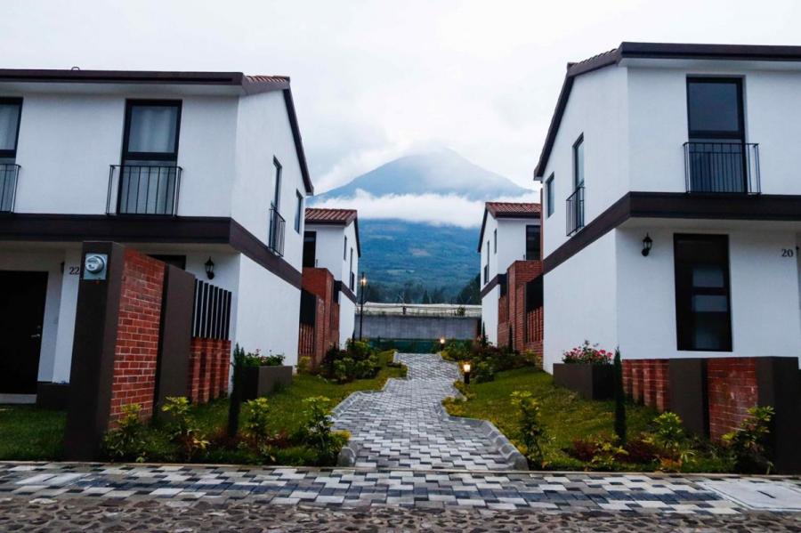 Home in Metric Way