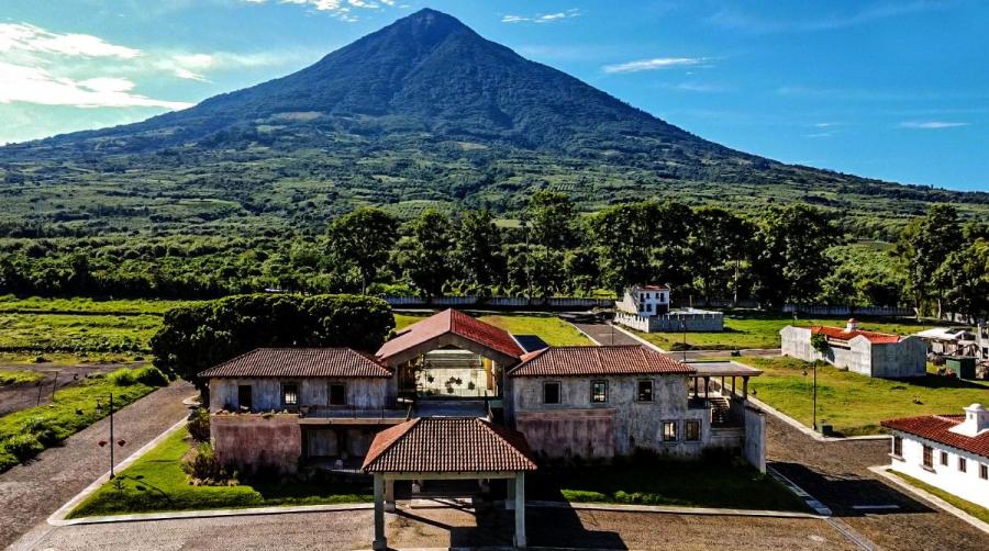 Foto Casa en Venta en Alotenango, Sacatepéquez - U$D 430.189 - CAV27630 - BienesOnLine